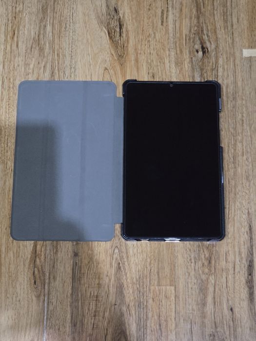 Продам Samsung Galaxy Tab A9 4G  64GB