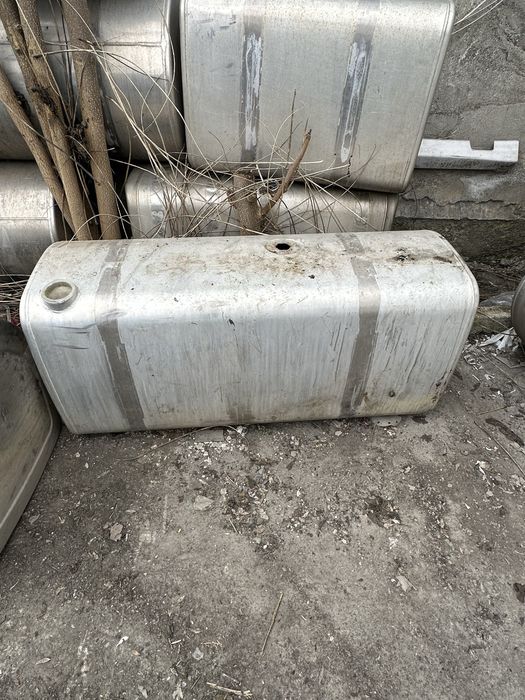 Резервоари - Различни размери