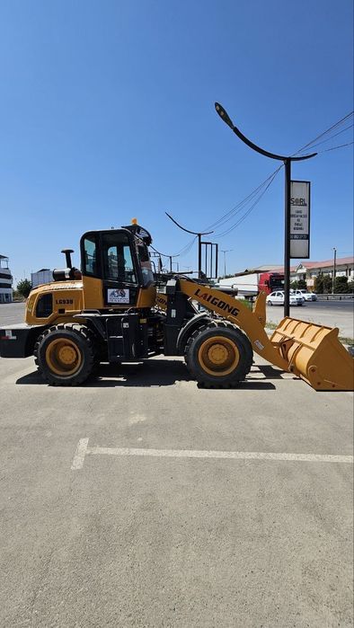 Погрузчик 1.5куб джойстик