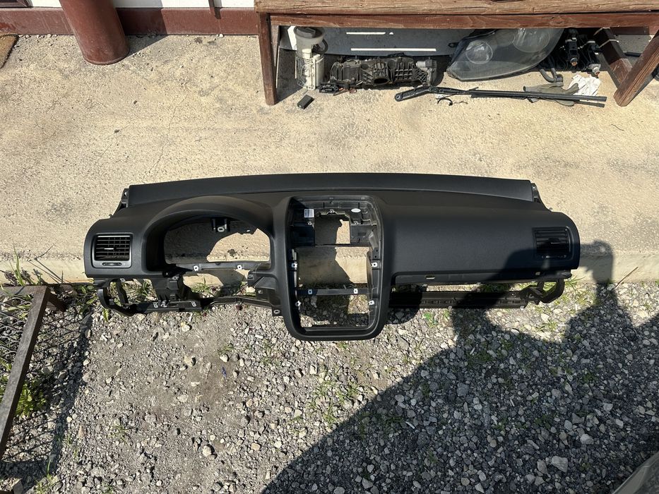 Табло със airbag за Фолксваген Голф 5!