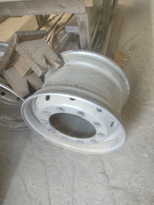 Продам диск на16 и18