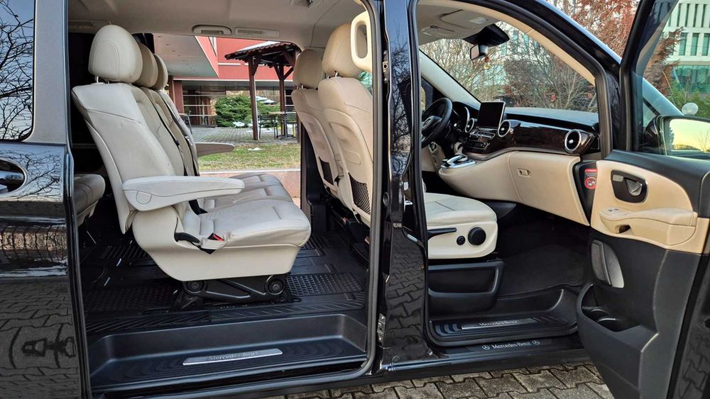 Mercedes Benz V Class 250 BlueTec Model Extra Lung Vito