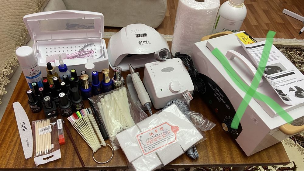 Продается  материалы для маникюра