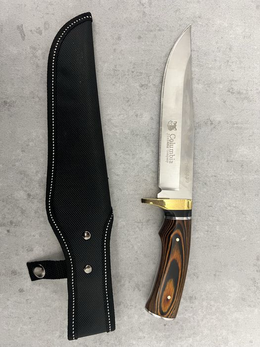 Cutit de vanatoare lama 17cm, total 30cm, 340gr calitate