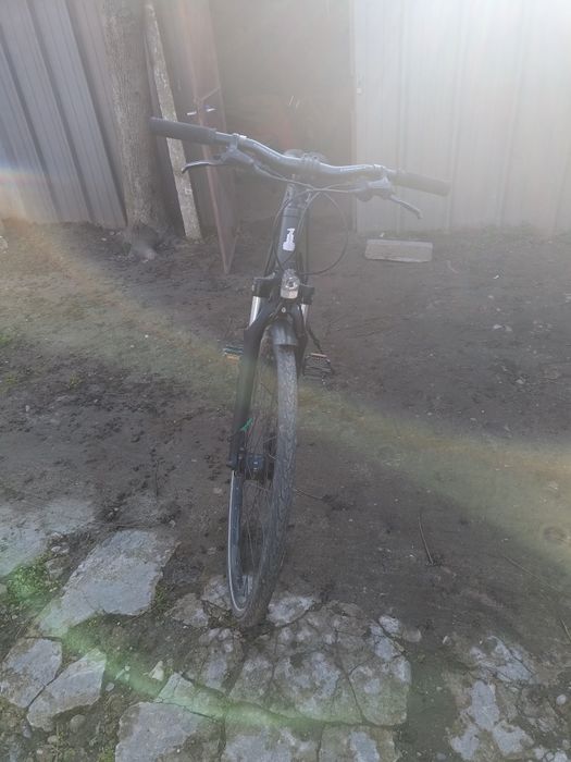 Bicicleta trekking Raleigh