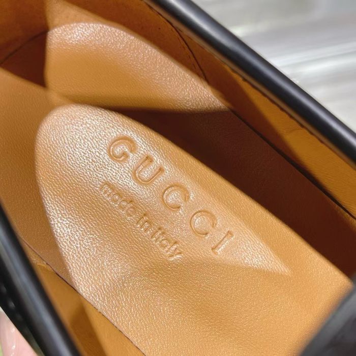 Reducere!! Gucci Monolith leather loafers / top quality -37