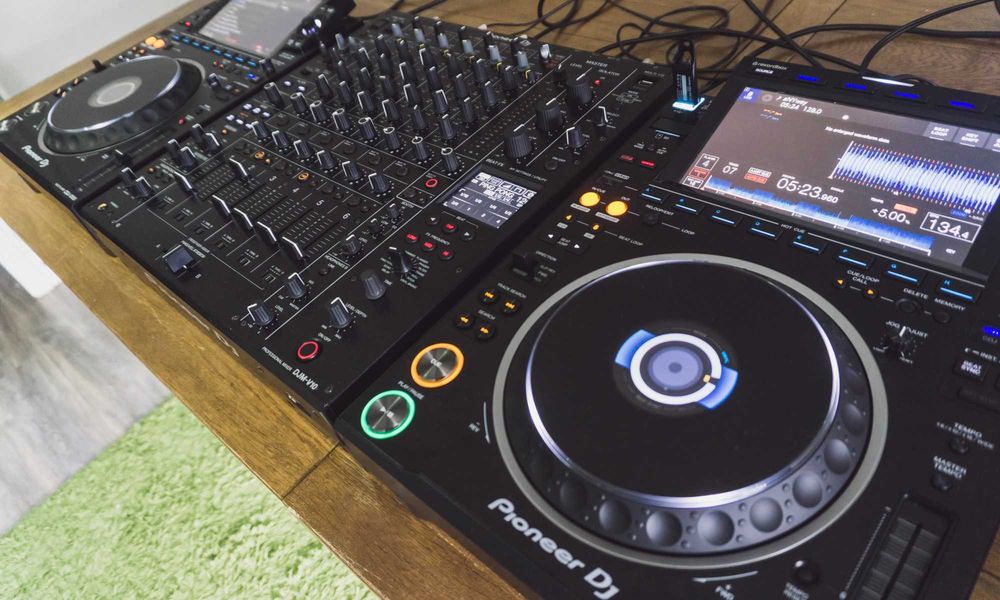 Продается Pioneer DJ