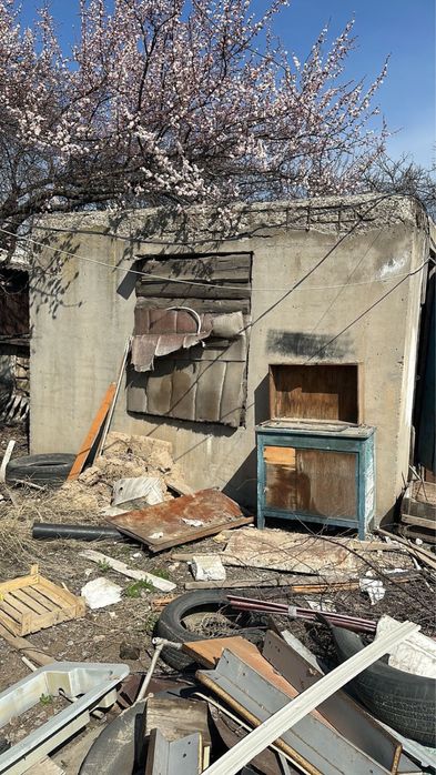 Бетонированая комната