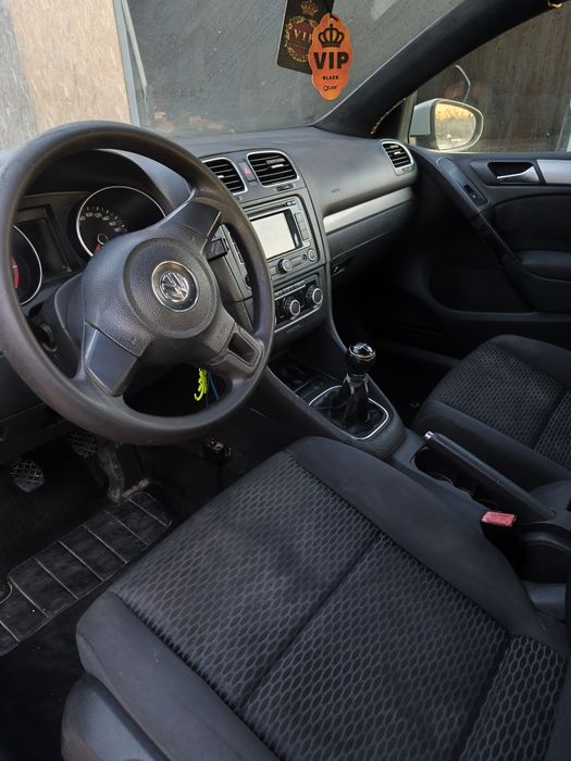 Vând volkswagen golf 6