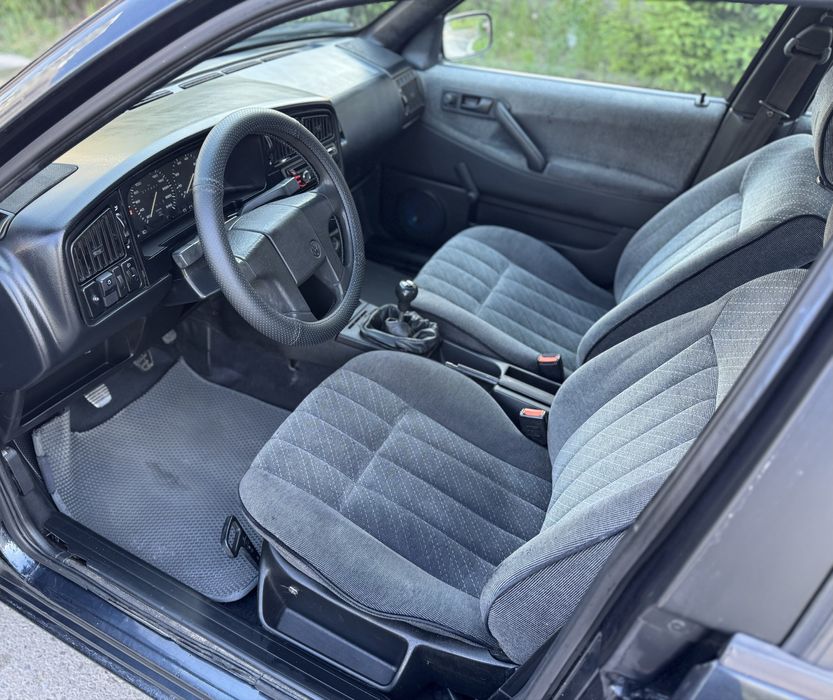 Volkswagen Passat B3 (универсал)