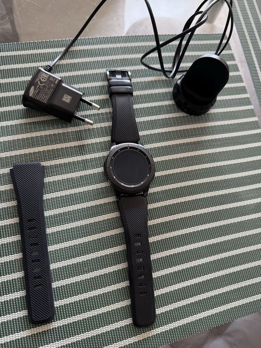 Samsung Gear S3 Frontier Smartwatch