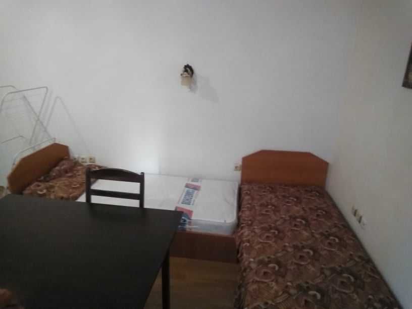 Дава се под наем Двустаен апартамент в Бургас, Възраждане - 55 кв.м за 175 € - Снимка #6