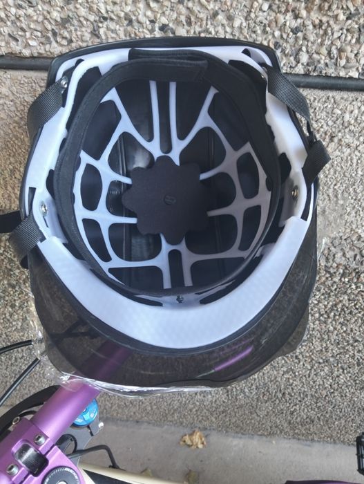 2 шлема и педали