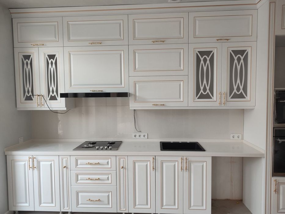 Mebil buyurtma asosida ko'rsatilgan dizayn 1 ga 1 qilib beramiz