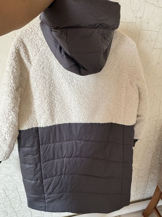 Продам куртку новая, уступлю