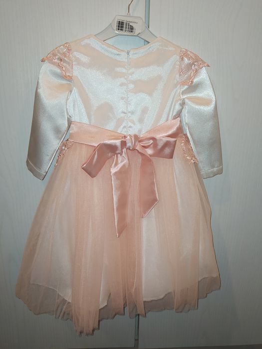 Продам детское нарядное платье