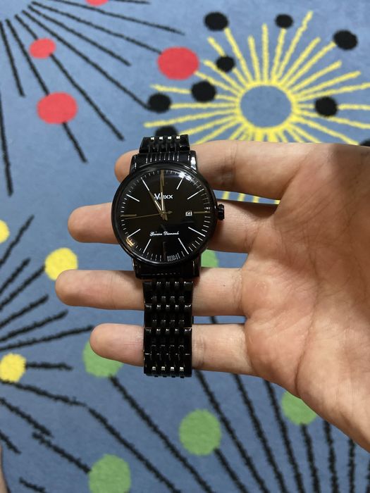 Продаю часы Maxx в хорошем состояний.