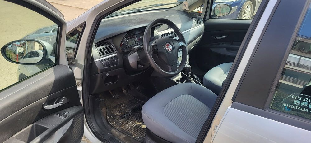 Vand Fiat Linea 2012 euro 5 Benzina+GPL OMOLOGAT