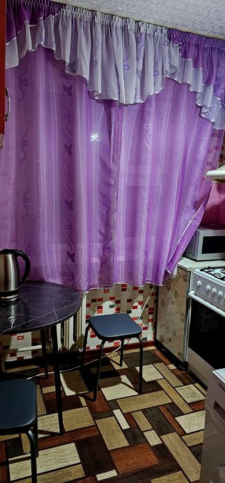 Сдам кв центр 3-25,посуточно,почасовой