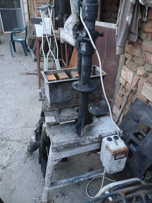 Машина за блокчета