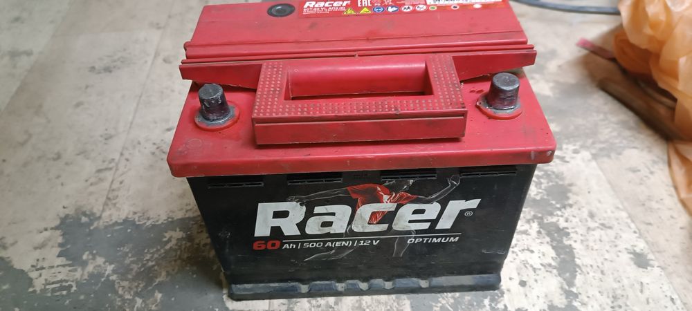 Акумлятор ниссан