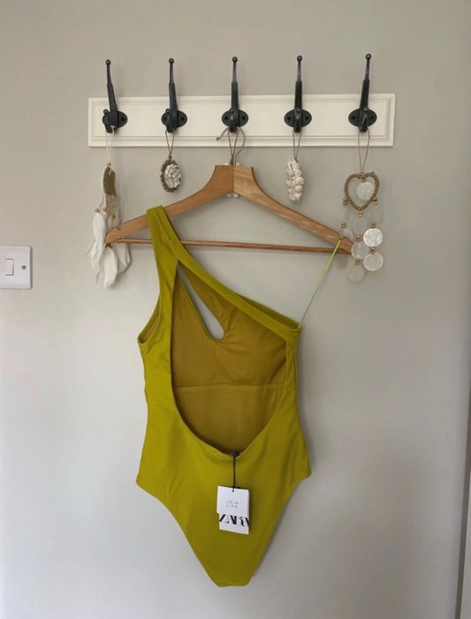 Zara дамски цял бански