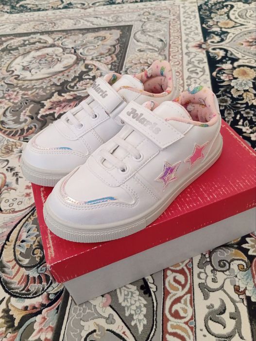 Продается кроссовки