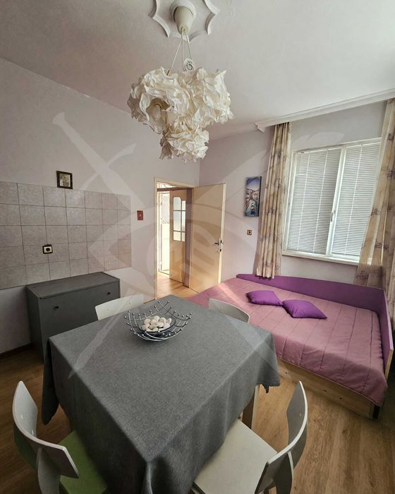Продава се Къща в Карнобат - 350 кв.м за 829 €/кв.м - Снимка #10