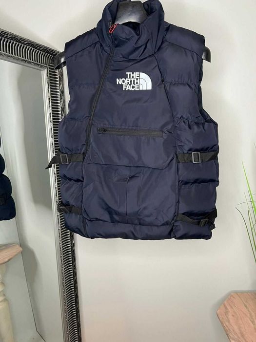 Vesta Northface albastra - model deosebit, stil antiglont