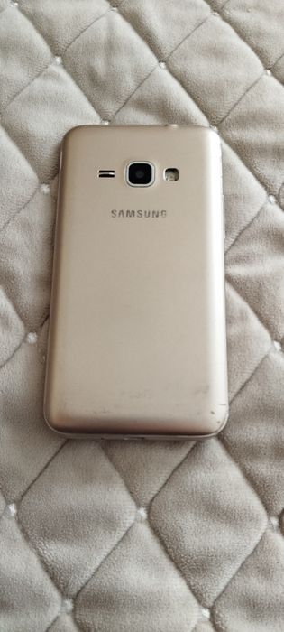 Продам Samsung j1 и Redmi 6a