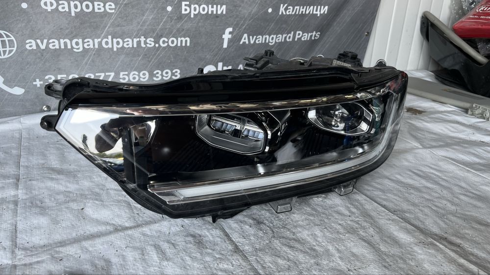 Ляв и десен фар VW T-Roc 2022