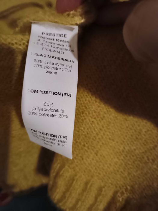 Rochie nouă cu etichetă