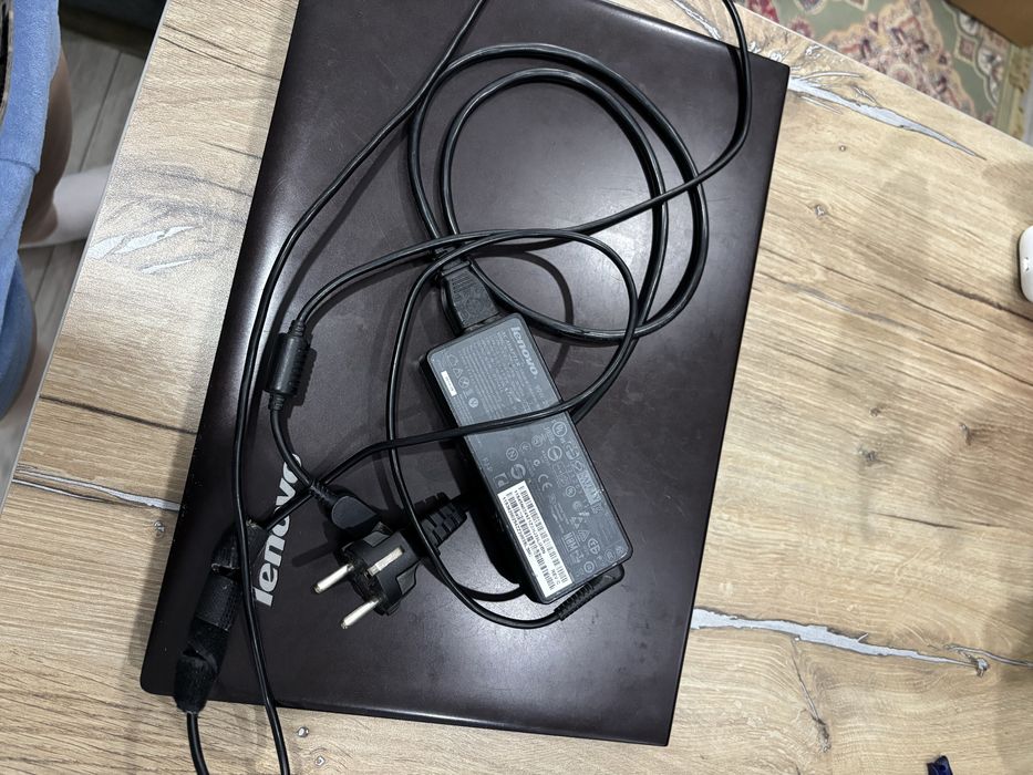 Продам ноутбук Lenovo
