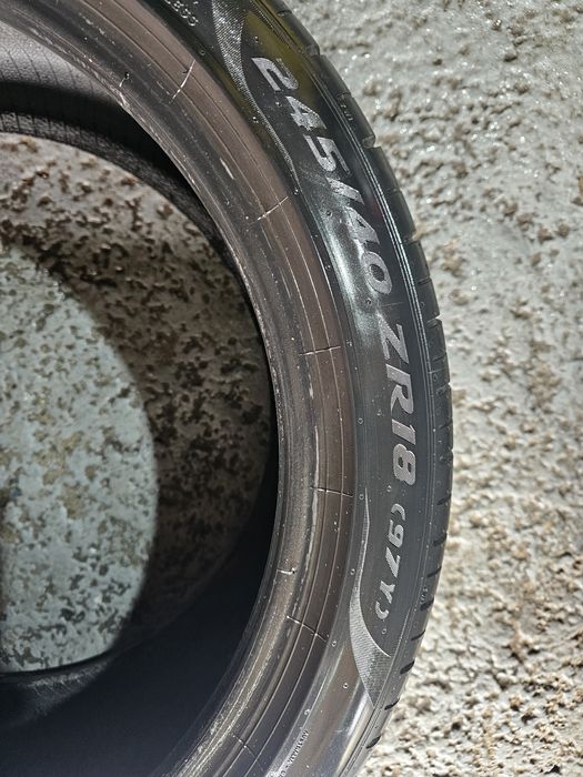 245 40 18 vara pirelli