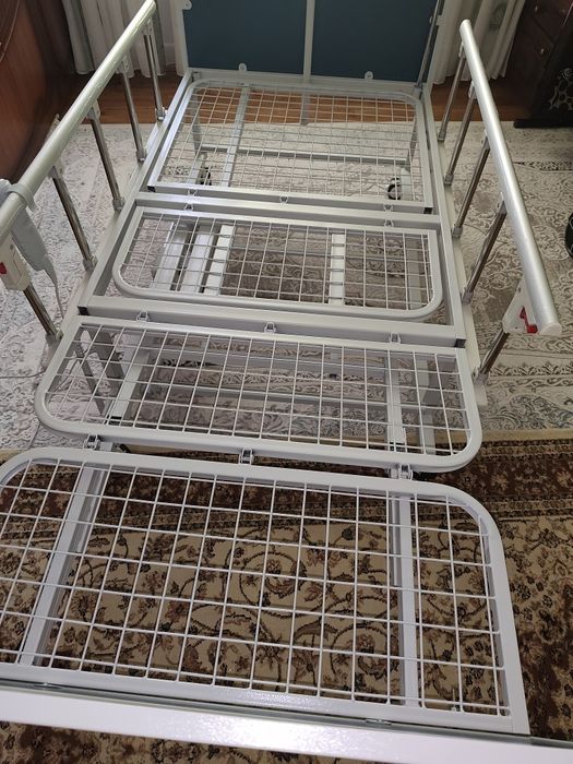 Медицинский кровать