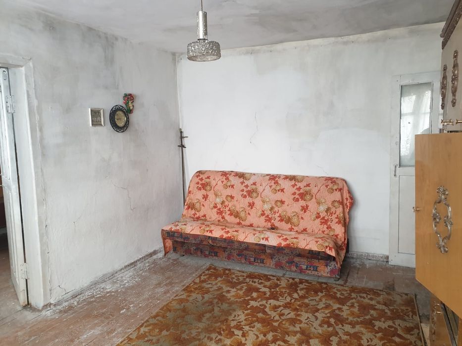 Продам квартиру  3х комнатную