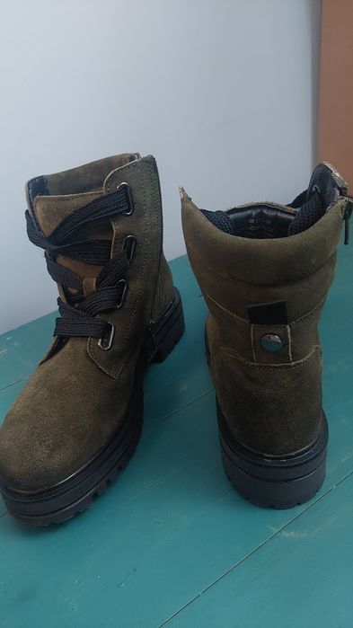 Продам сапоги 39раз