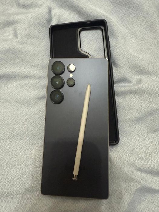 Самсунг S25 ULTRA