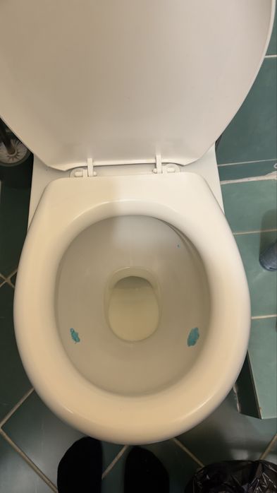 Продам унитаз в хорошем состоянии