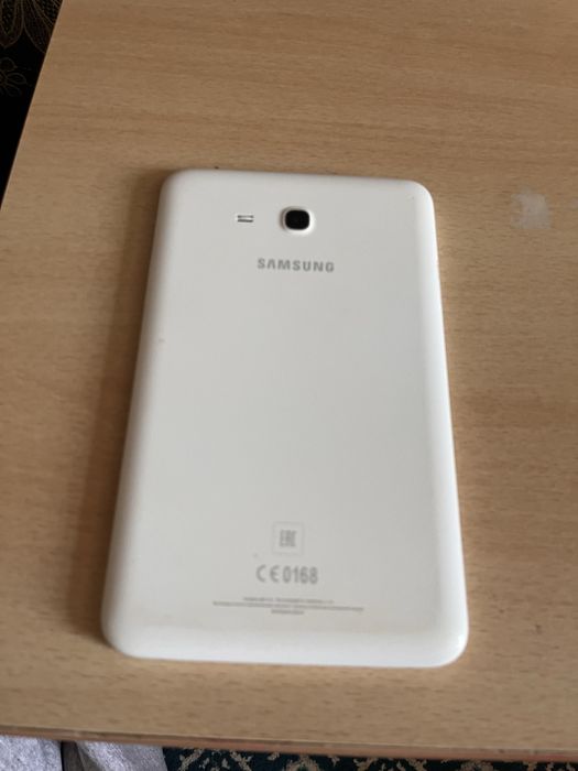 Планшет samsung tab 3 lite