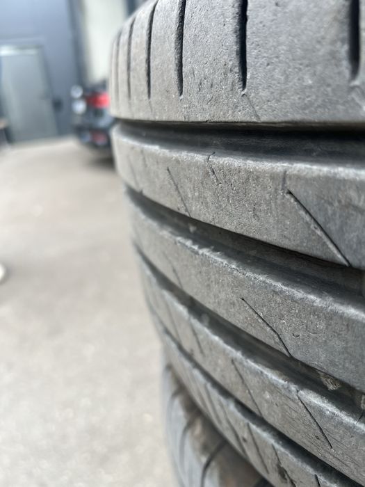 Летни гуми 235/60/18  TOYOTyres
