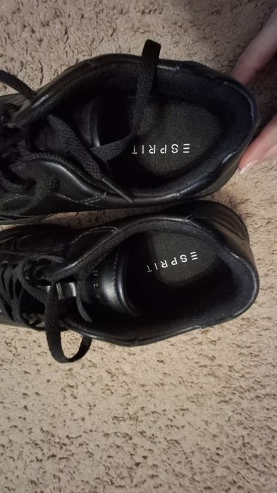 Кроссовки Esprit новые 38 размер