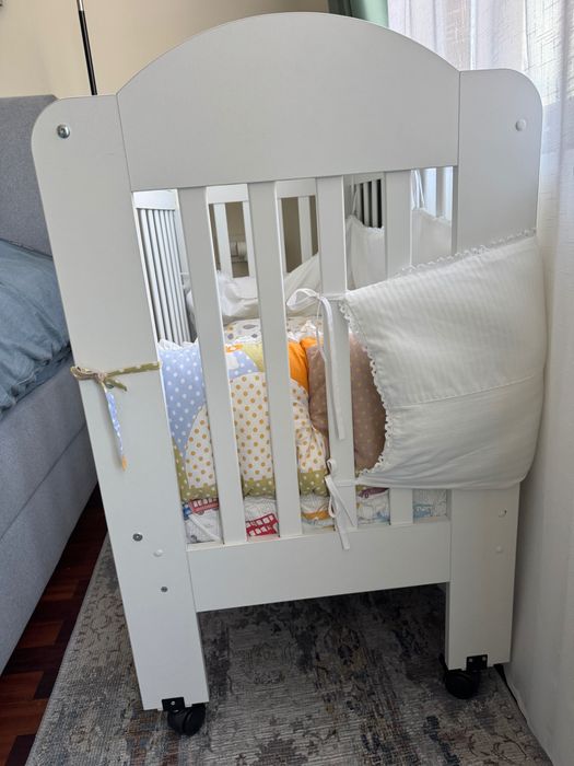 Детско легло от естествено дърво