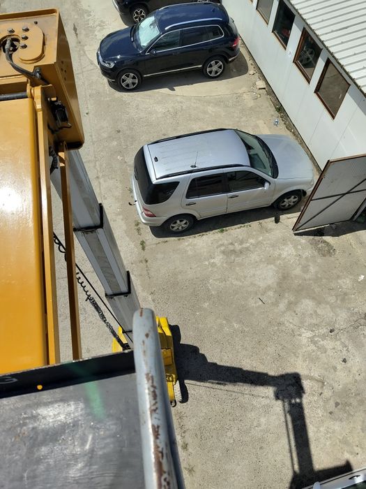 Vând lot 5  nacele electrice 8 și 10 m 4x4