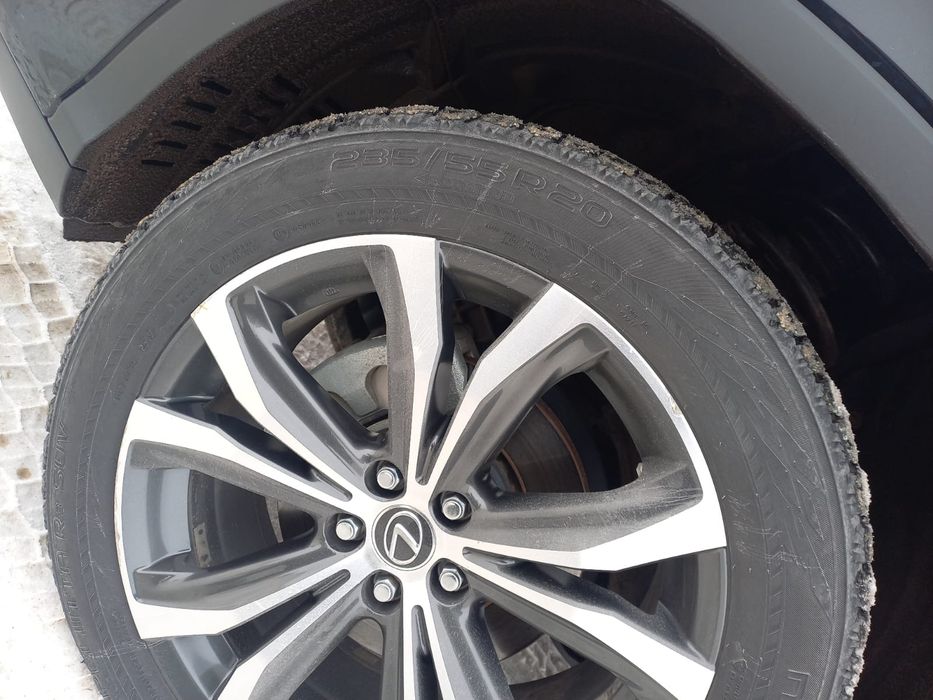 Обмен колес на Лексус