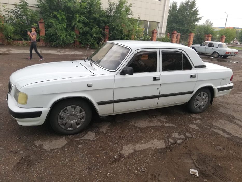 Продам МашинуГАЗ 3110