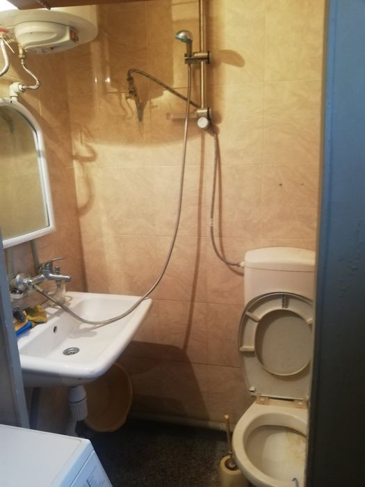 Дава се под наем Едностаен апартамент в Пазарджик, Център - 33 кв.м за 163.2 € - Снимка #7