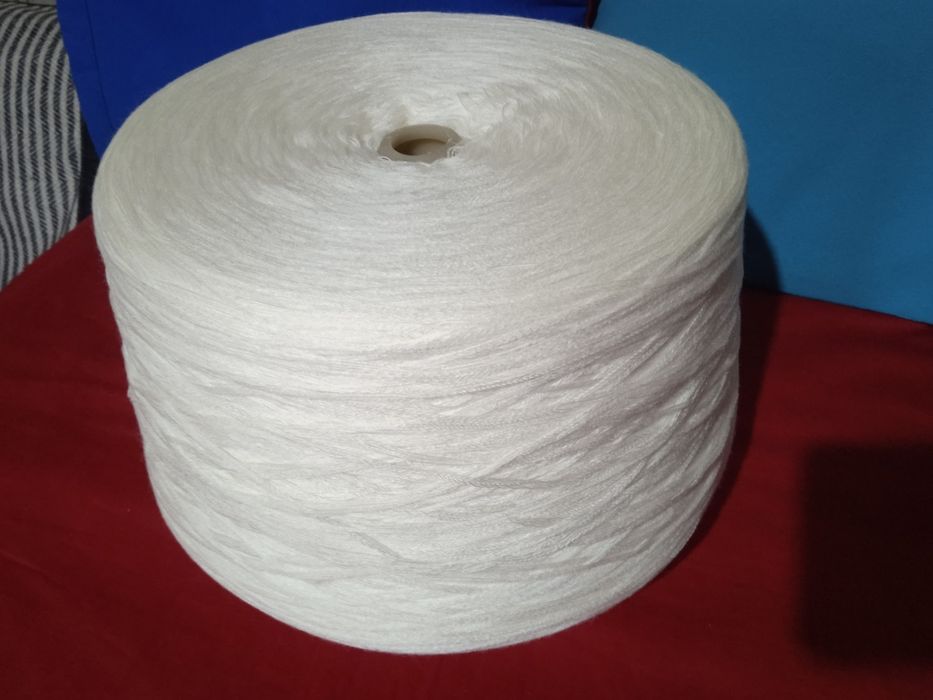 Вязальная пряжа ,ковер полушерстяные