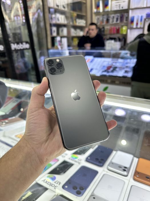 Iphone 11pro Max 256 gb 210$
