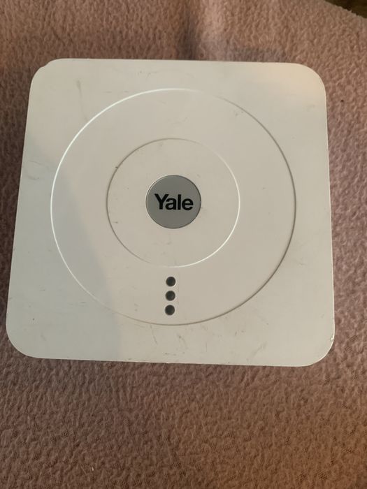 Yale living smart hub